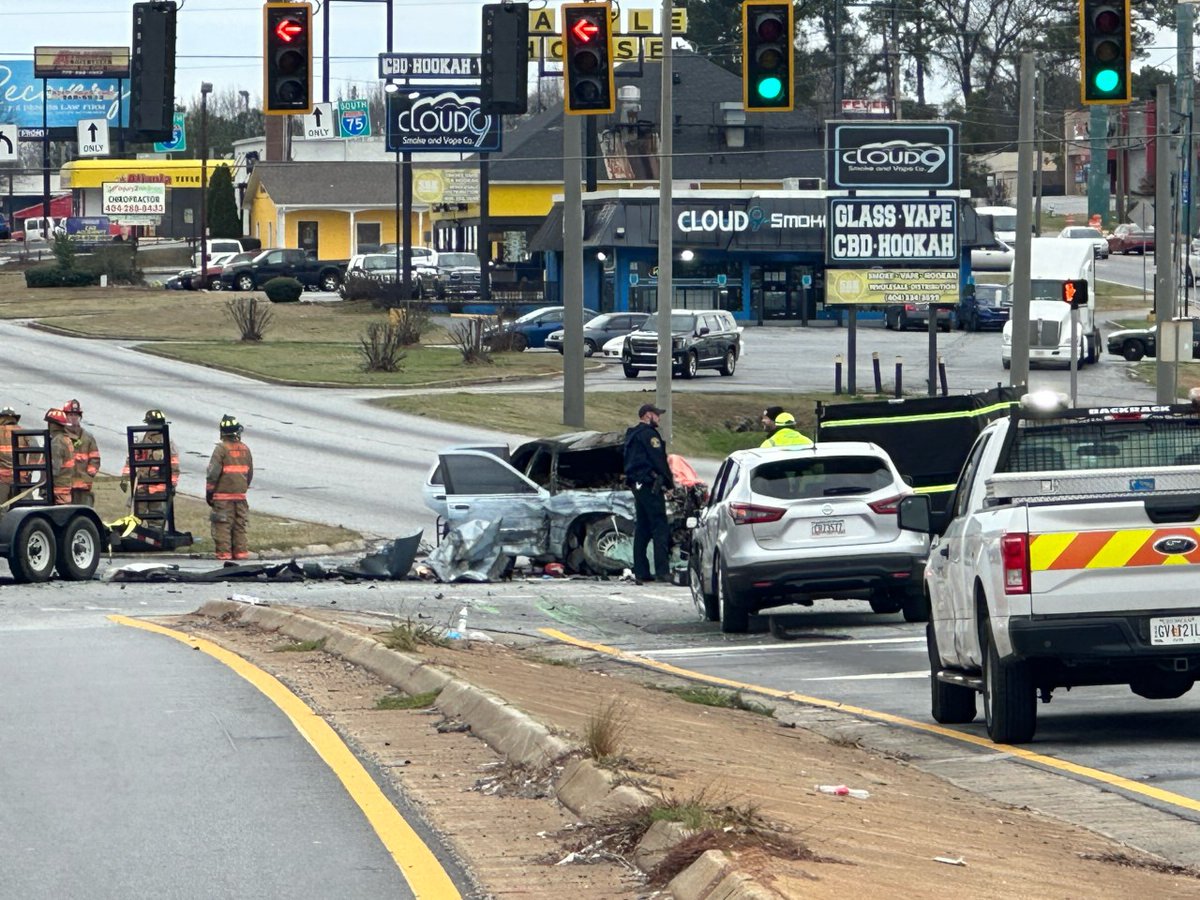 One person has died and ten others were hospitalized after a multi-vehicle crash in Clayton County Saturday morning. The crash happened near Tara Blvd at Old Dixie Road just before 10 a.m., police said.