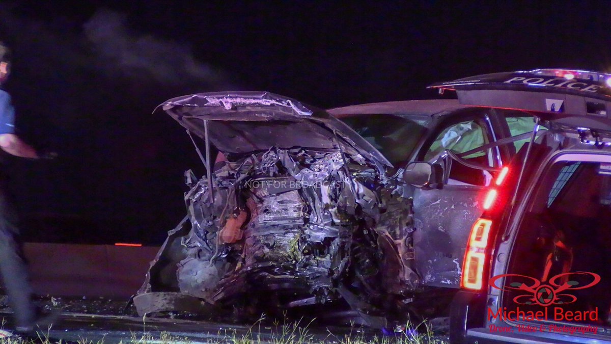 5 people were killed sunday morning. After a wrong way, the driver hit another vehicle head on, causing both vehicles to burst into flames. The driver of the suspected wrong way vehicle was on the 5 killed on NW Loope 820 in Fort Worth