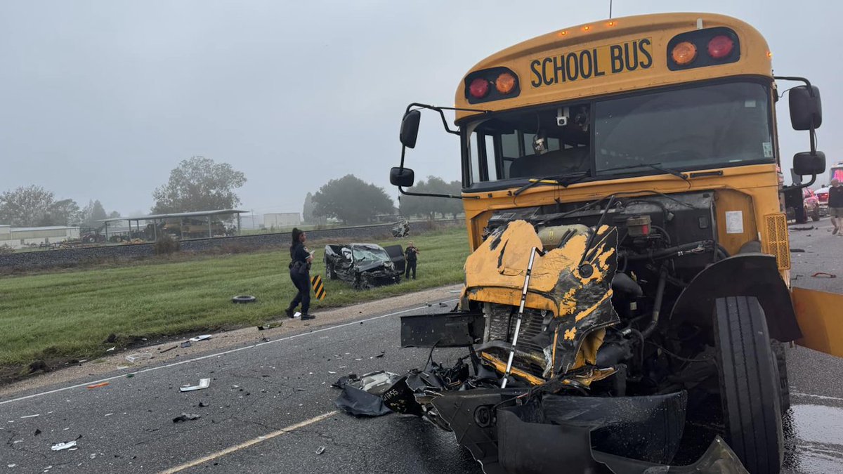 No children were injured in a bus crash on Nicholson, officials say