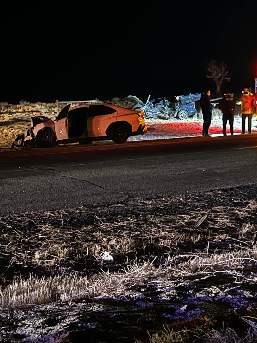 Lake Los Angeles,ca: 902t/902r/1144(fatality ) 170th st e and Rawhide Ave. 2 vehicle traffic collision vs Fence, Double fatality accident. : One driver ran south in the desert field