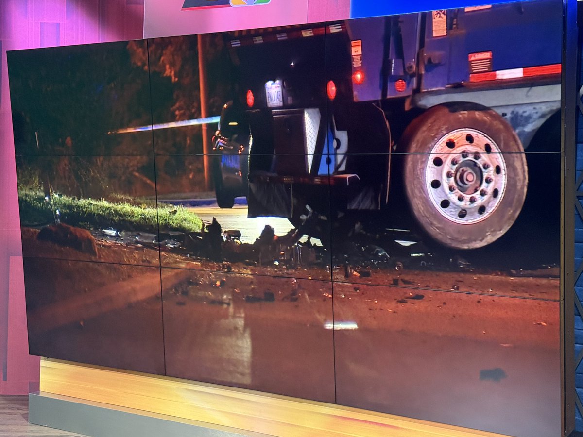 Deadly crash on Westwood Northern Blvd between Lucas & Wardall.
