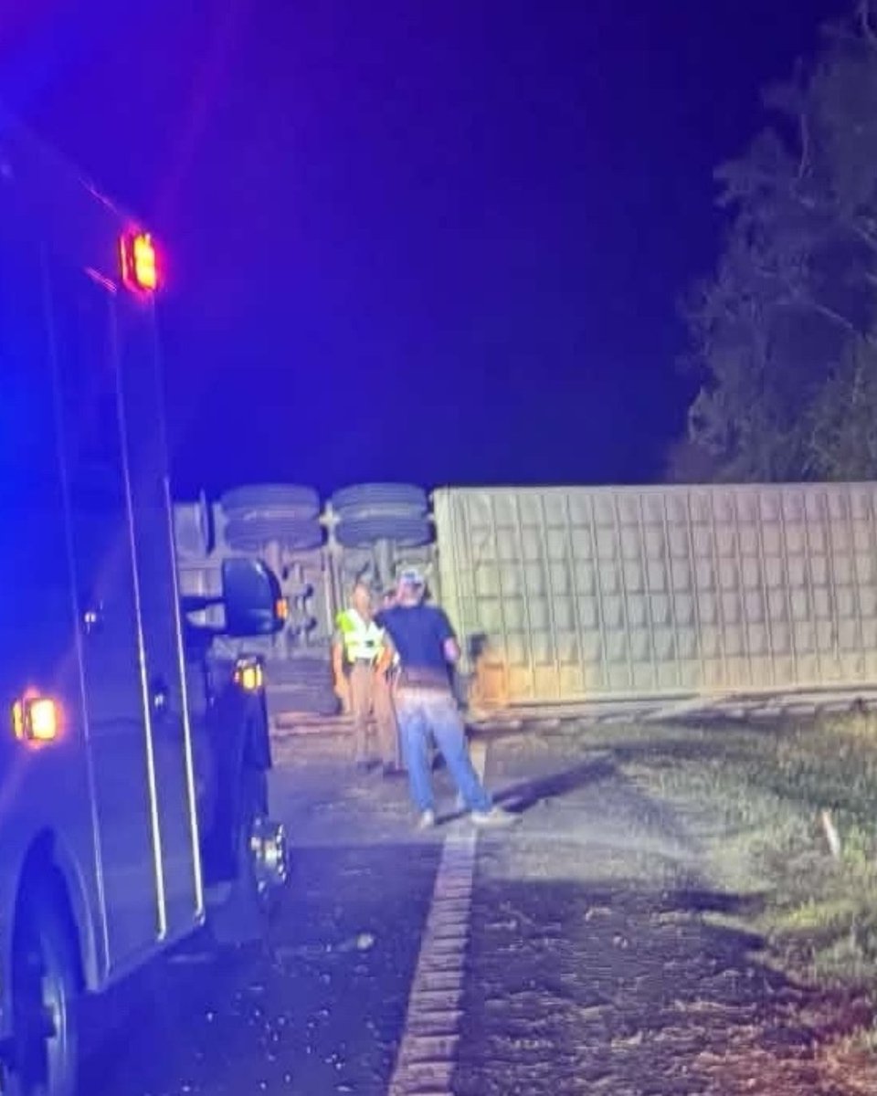 3 killed, including 12-year-old child, in crash involving semitruck in Texas